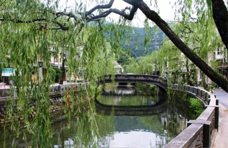 Ougiya Ryokan Toyooka  Bagian luar foto