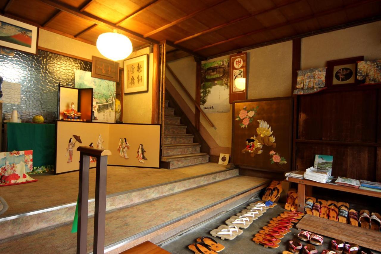 Ougiya Ryokan Toyooka  Bagian luar foto
